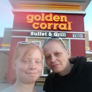 Meet your Posher, Katelynn